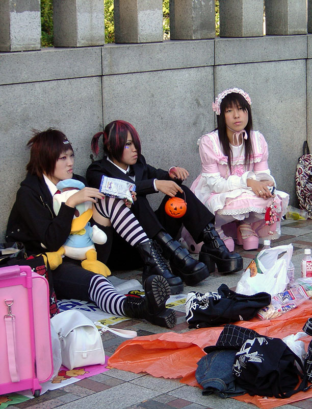 More Harajuku Girls